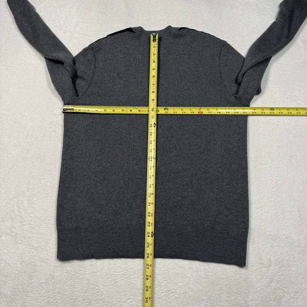 Banana Republic Sweater Mens XL Gray Merino‎ Wool Blend Crewneck Shoulder Patch